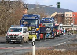 Ueber Zehn Kilometer Protestlawine Waelzte Sich Durch Jena 06